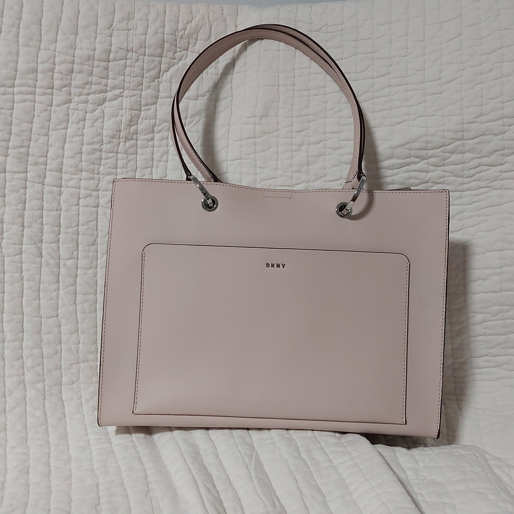 DKNY Mott Large Pale Pink Transformer Tote Bag with deboss pouch